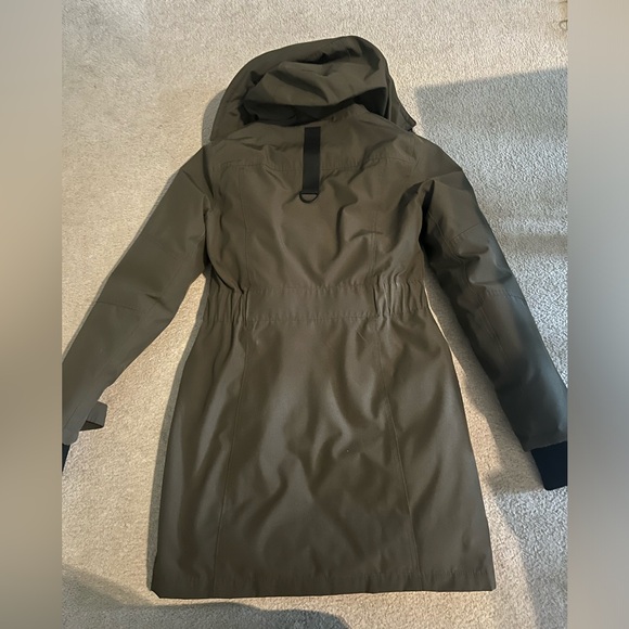 TNA Golden water proof parka in army green. Brand new without tags. - Picture 3 of 4